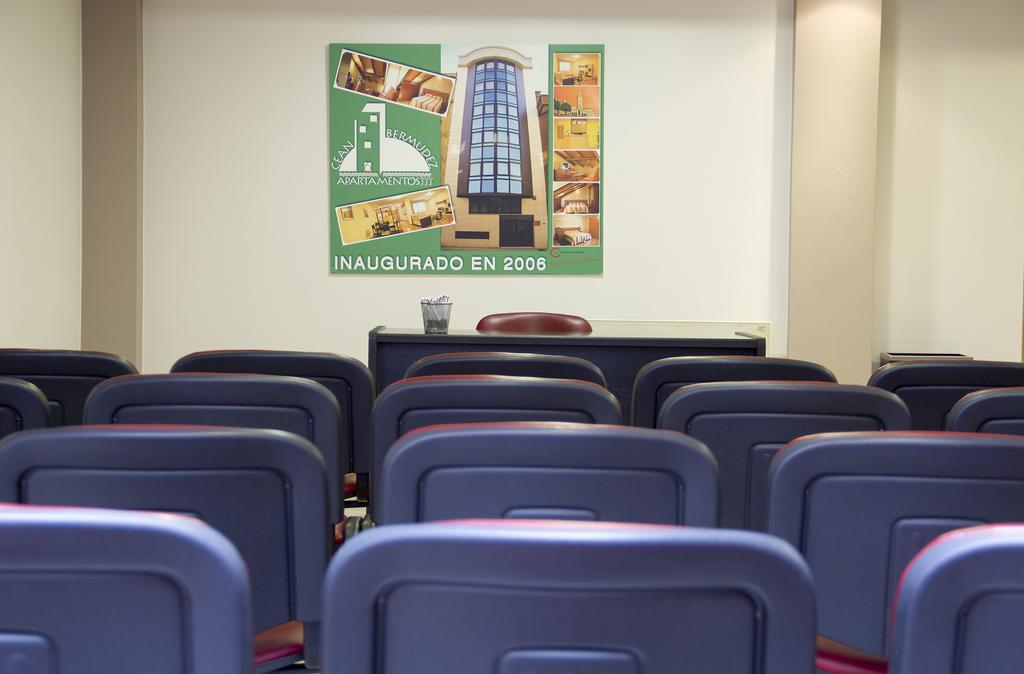 Apartamentos Cean Bermudez Gijón Zewnętrze zdjęcie