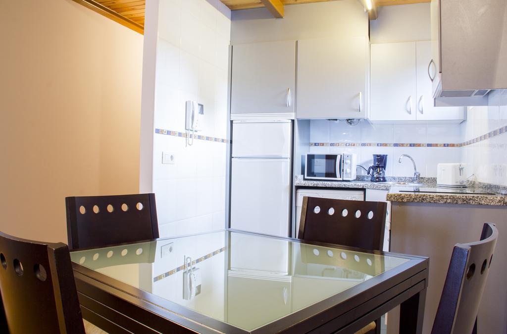 Apartamentos Cean Bermudez Gijón Zewnętrze zdjęcie