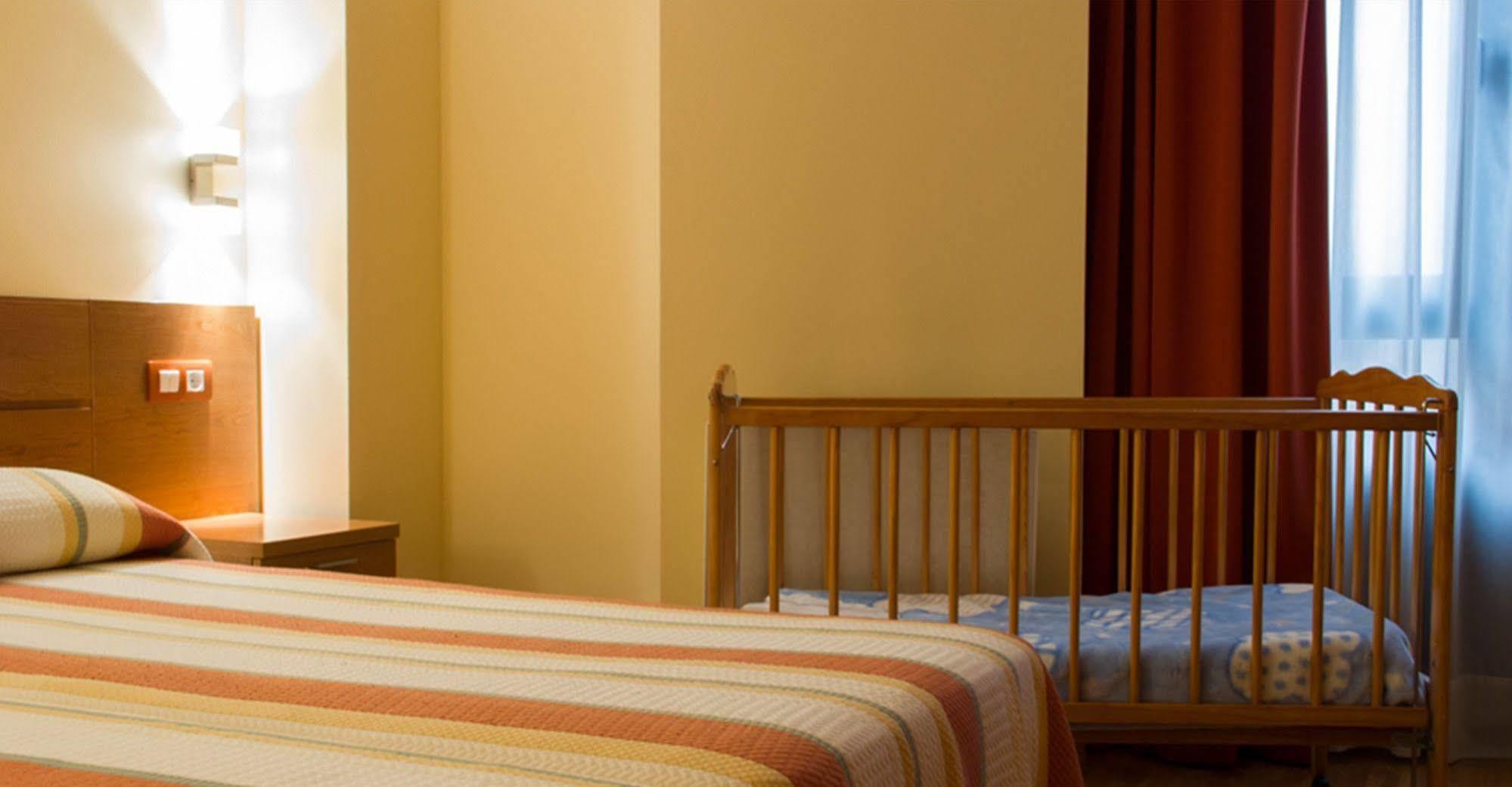 Apartamentos Cean Bermudez Gijón Zewnętrze zdjęcie