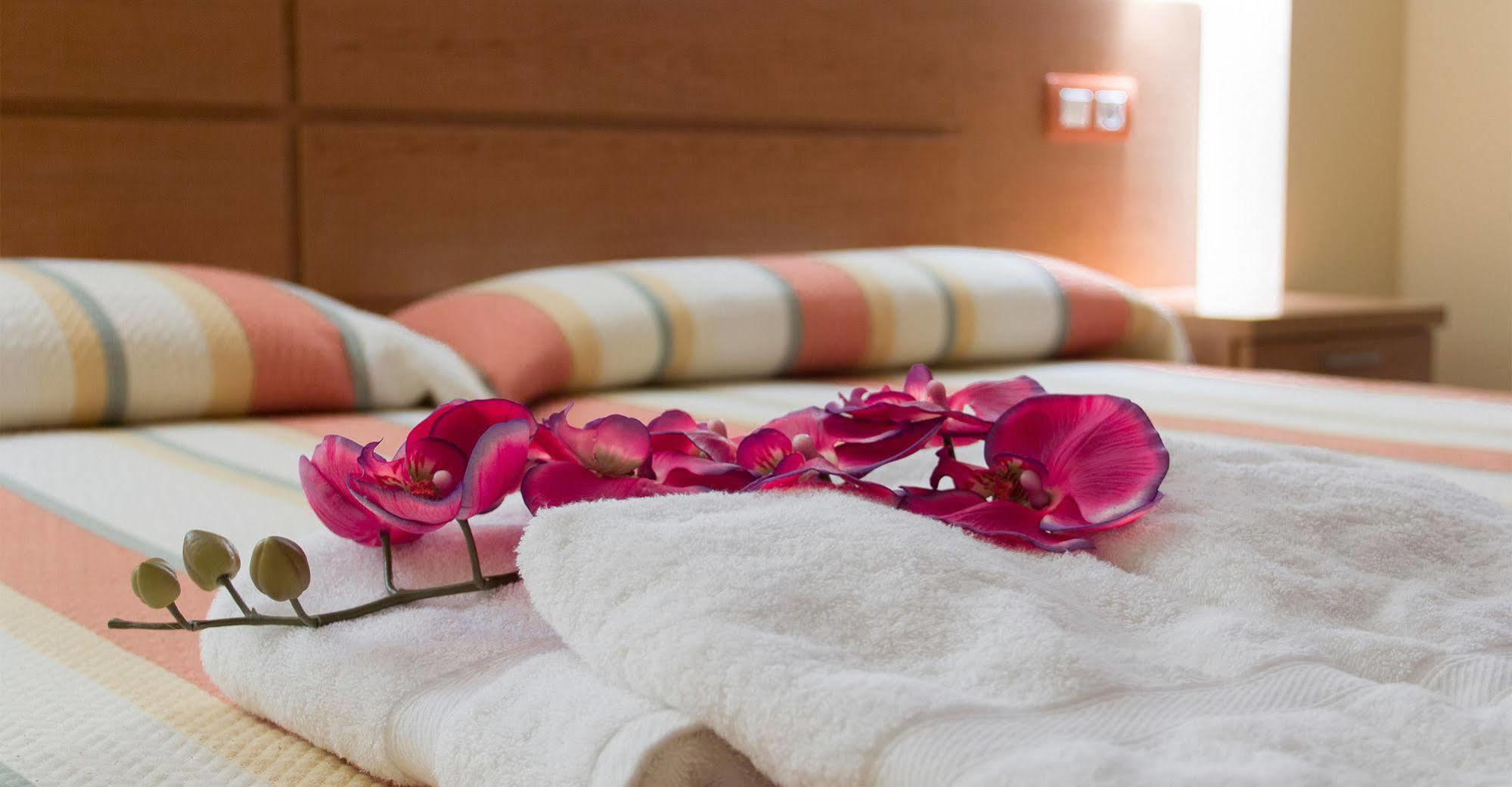 Apartamentos Cean Bermudez Gijón Zewnętrze zdjęcie